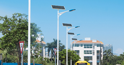 道路照明的首選產(chǎn)品，LED路燈！